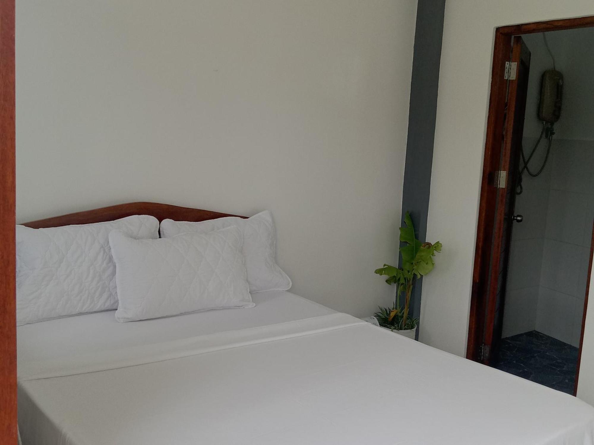Vincent Lloyd'S Guestroom San Vicente  Kültér fotó